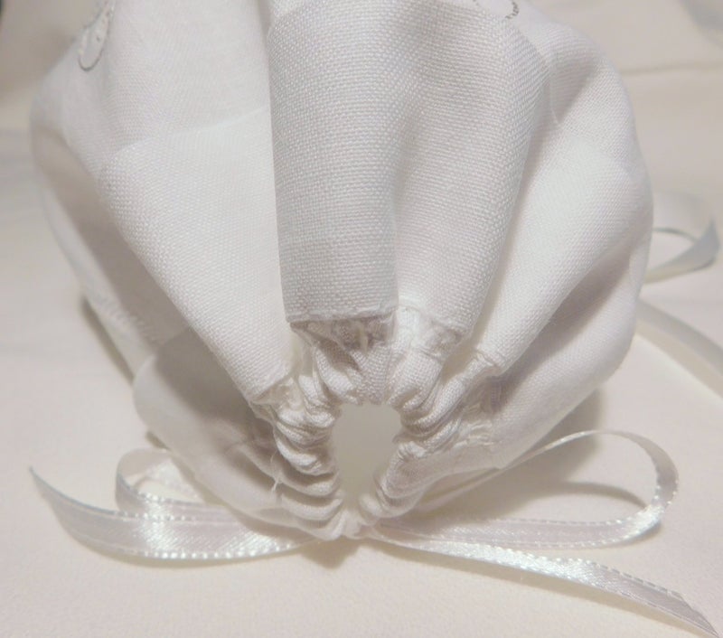 Integrity Designs Baby Linen Keepsake Cross Embroidered Handkerchief Christening/Baptism Bonnet and Gift Card with Envelope - Image 5